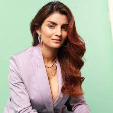 Anveshi jain Manager