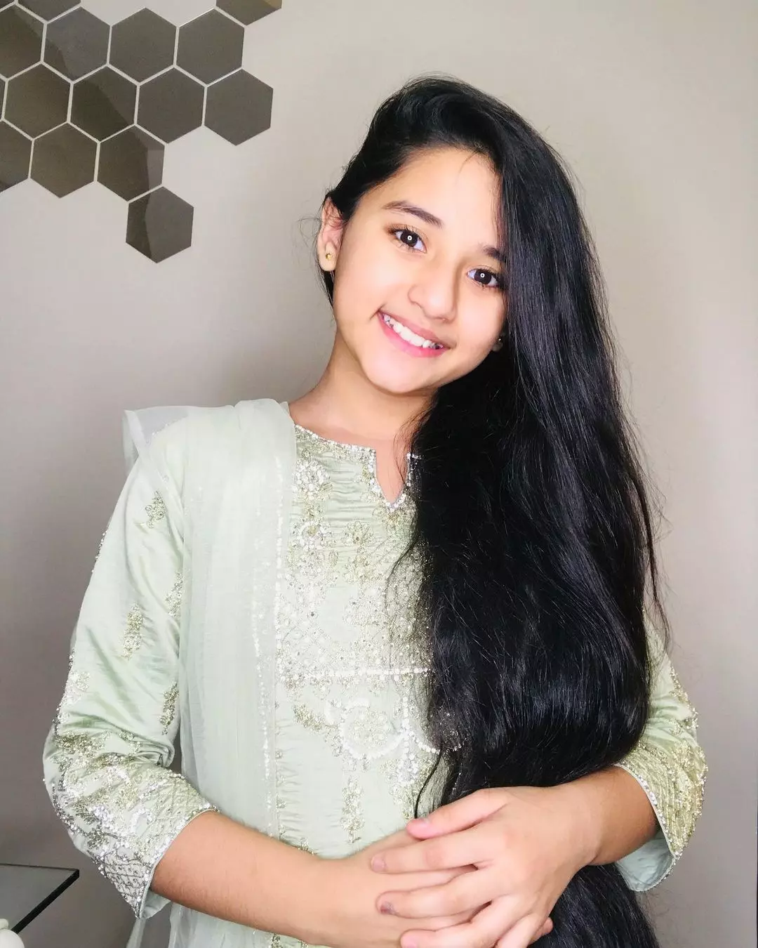 Aurra Bhatnagar Manager