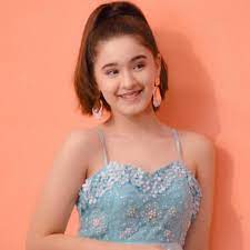 Naisha Khanna Manager