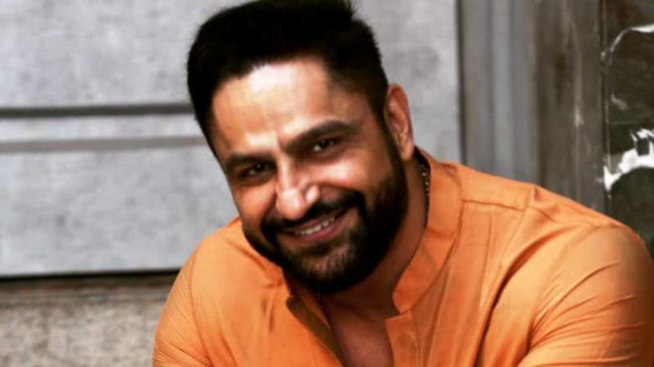 Parag Tyagi Manager
